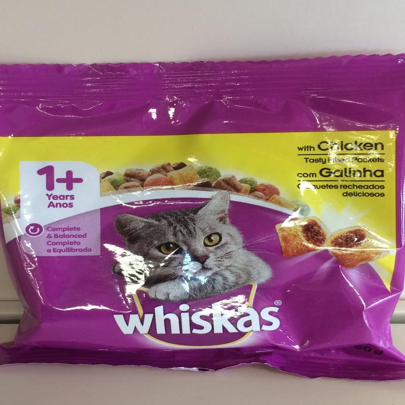 Whiskas Tasty Filled Pockets with Chicken 50g Dry Food